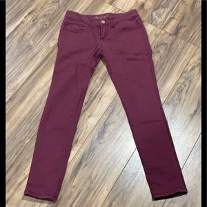 Burgundy American Rag jeans size 5 Short